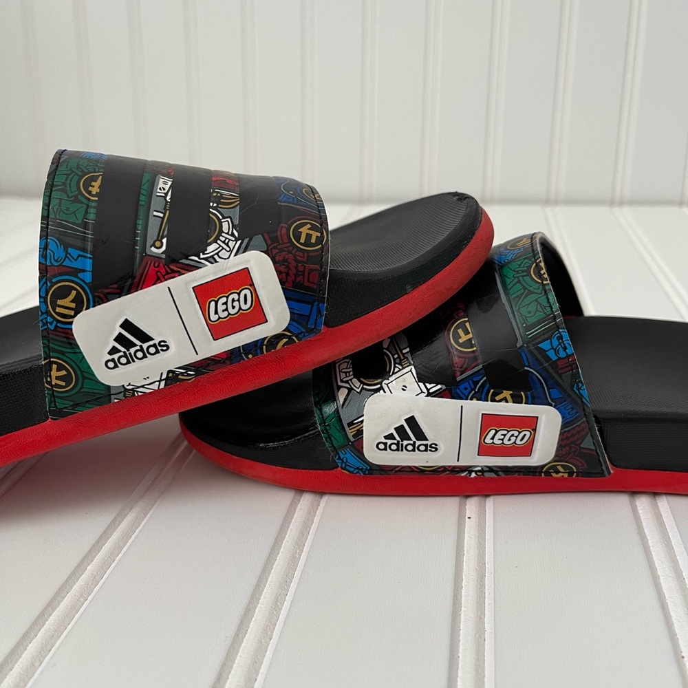 Adidas Lego NINJAGO Slides